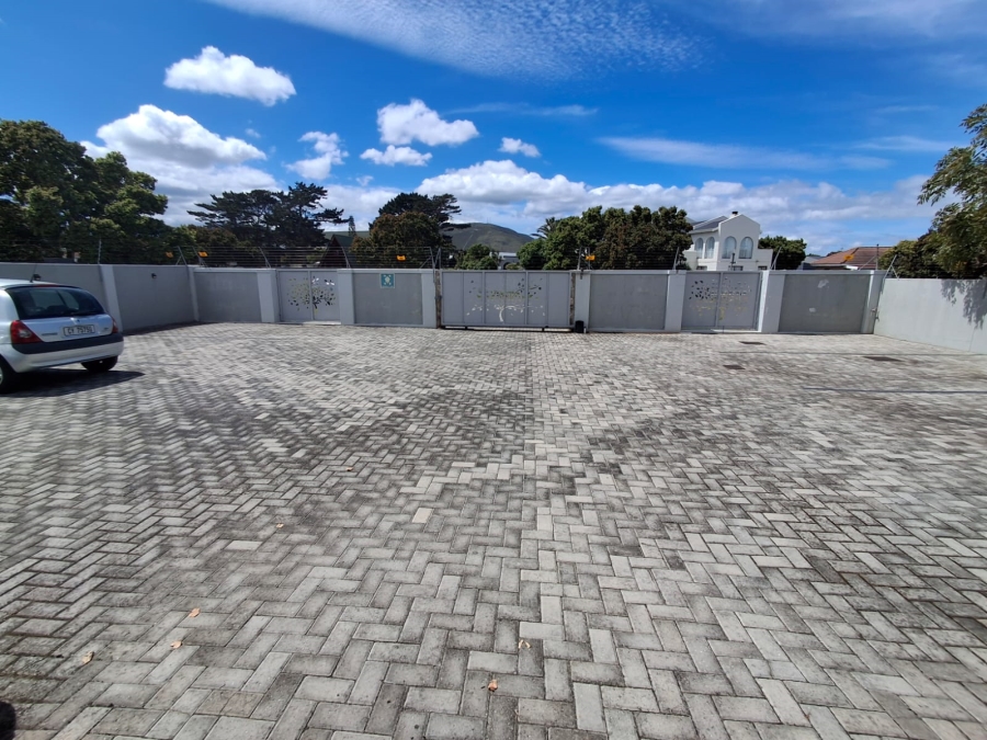 Commercial Property for Sale in Sandbaai Western Cape